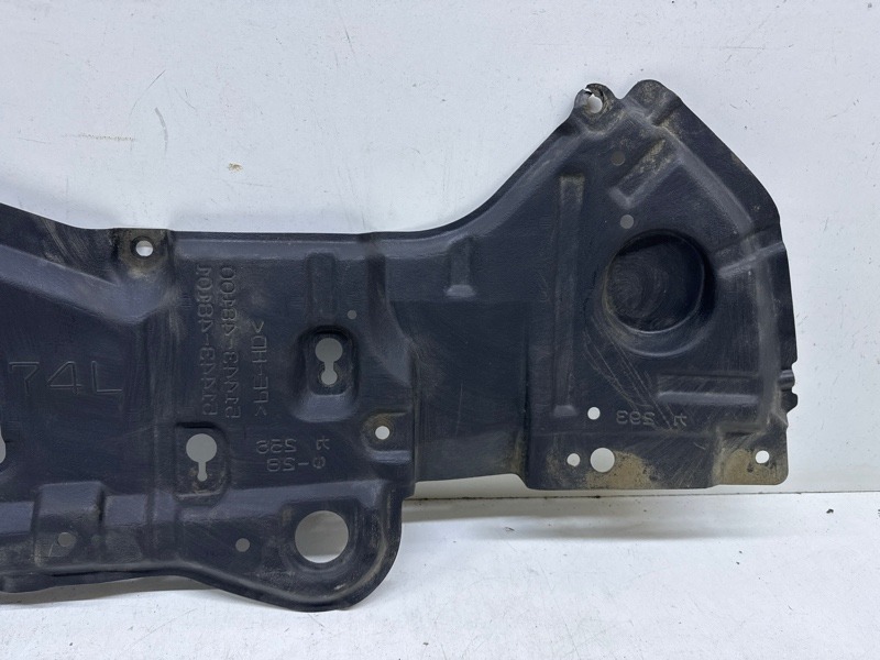 Пыльник двигателя