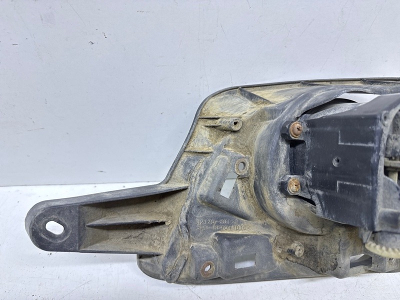 Кронштейн фары противотуманной правой