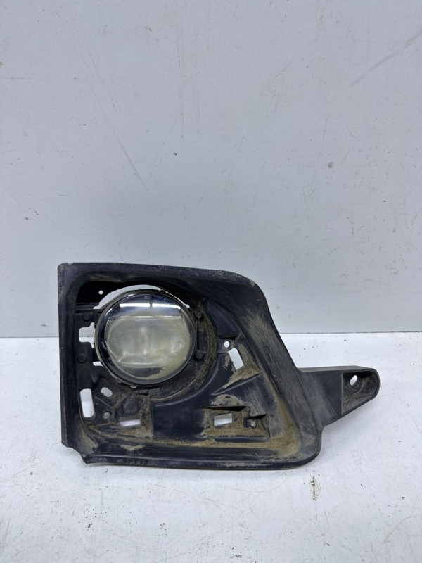 Кронштейн фары противотуманной правой