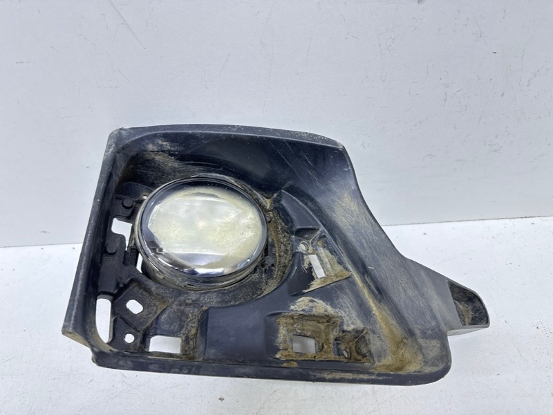 Кронштейн фары противотуманной правой