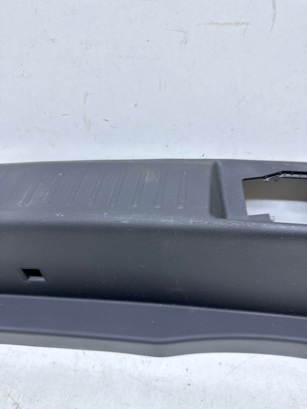 Накладка заднего крыла правого