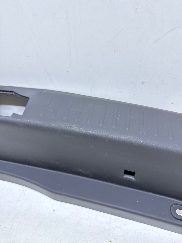 Накладка заднего крыла правого