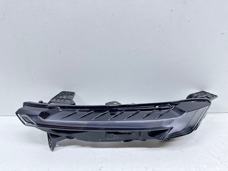 Фара дневного света левая (ходовые огни)