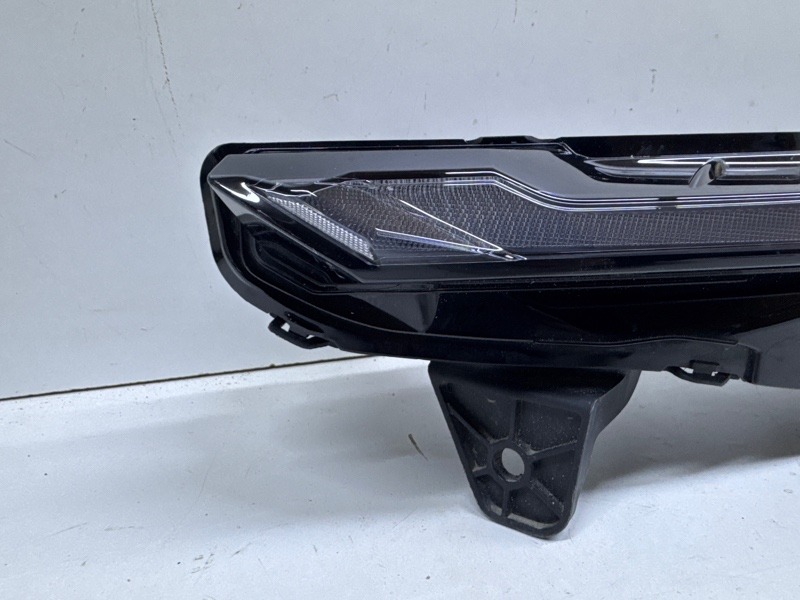 Фара дневного света левая (ходовые огни)