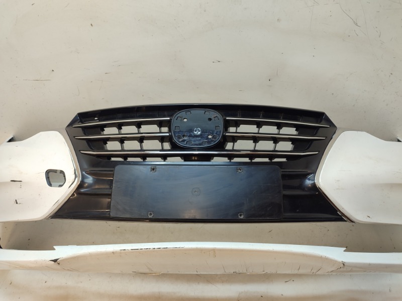 Бампер передний