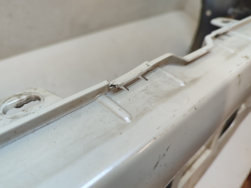 Бампер передний