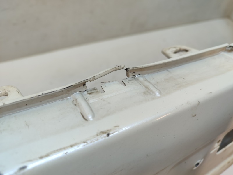 Бампер передний