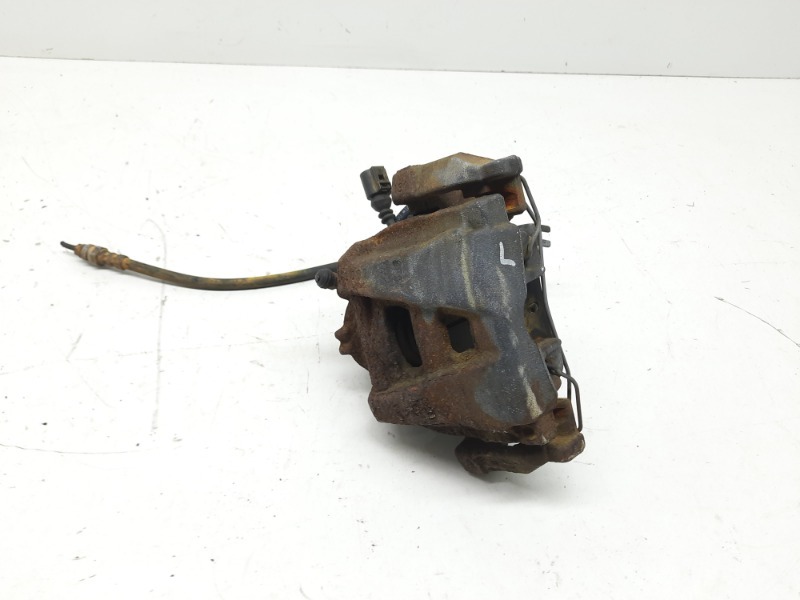 Суппорт передний левый