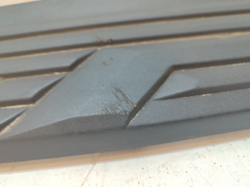 Накладка заднего бампера