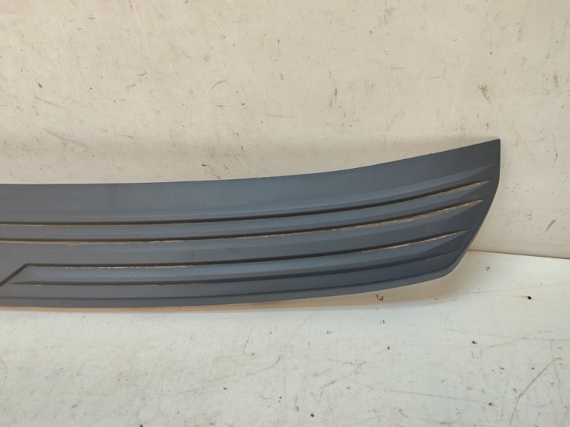 Накладка заднего бампера