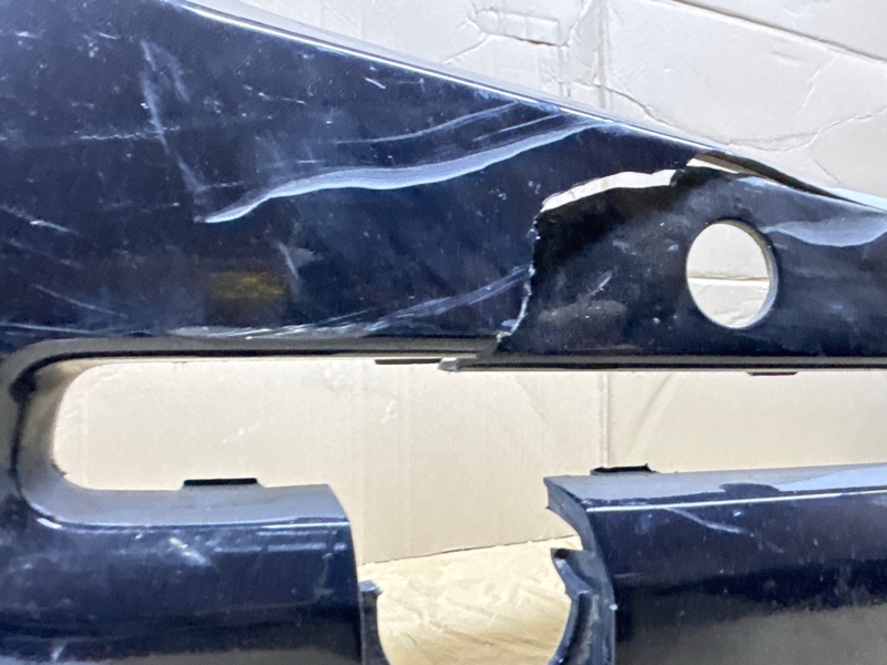 Бампер передний