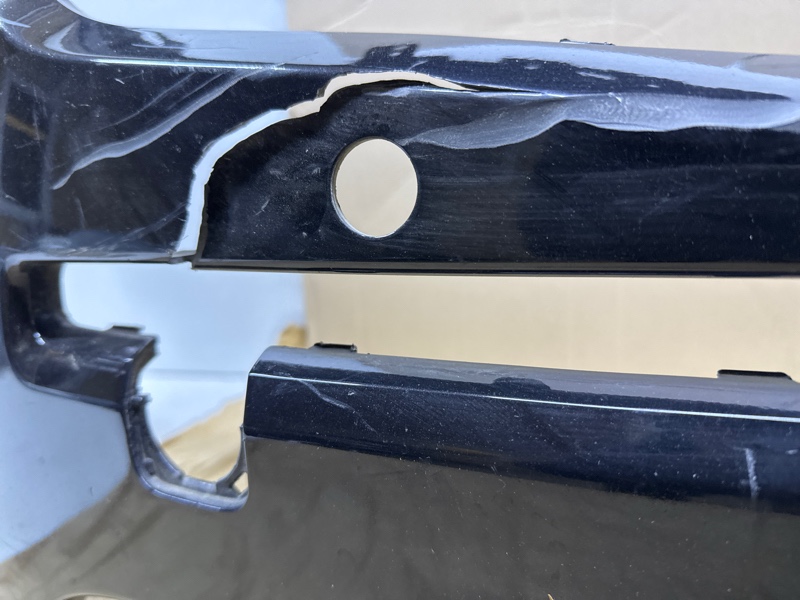 Бампер передний