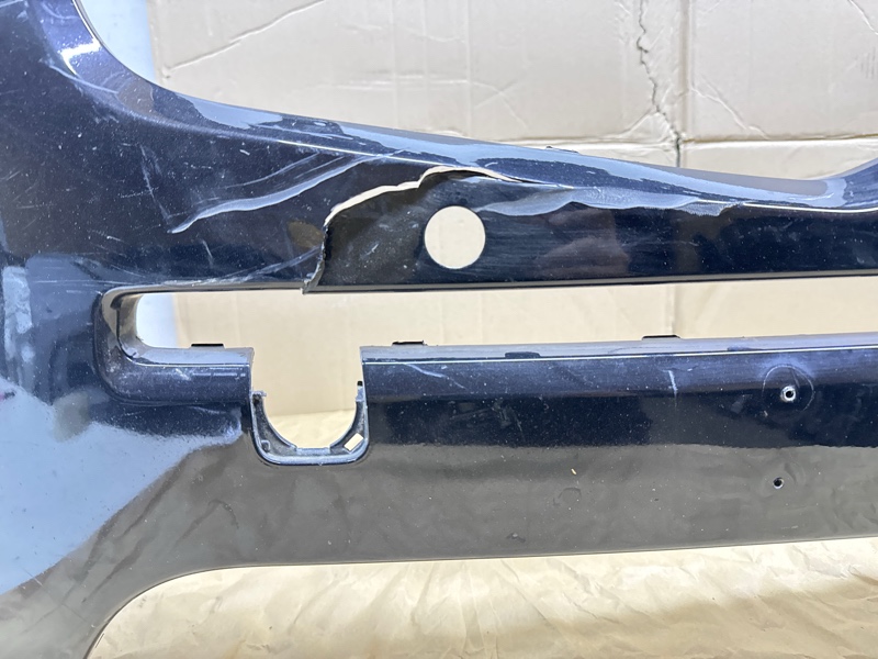 Бампер передний