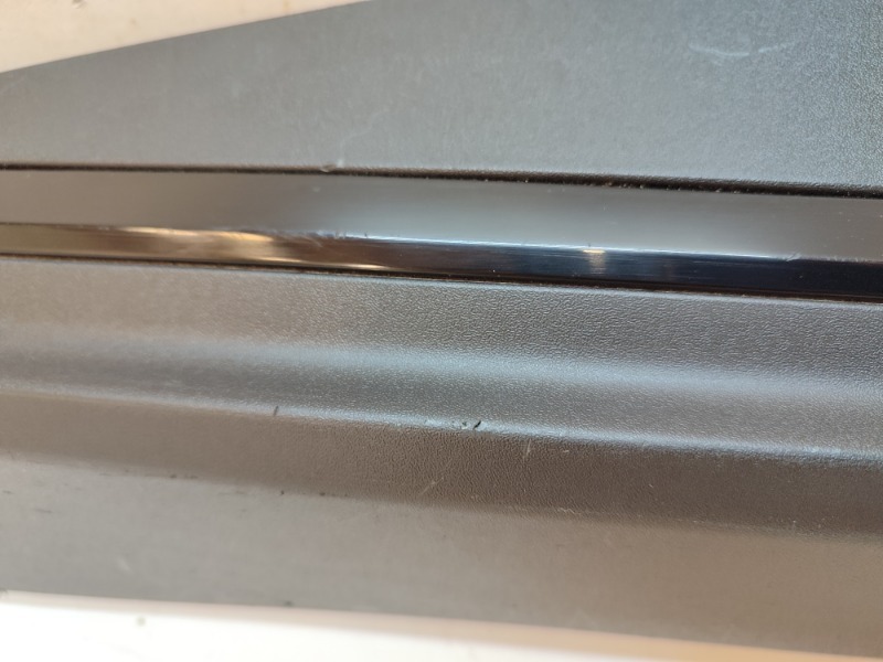 Накладка двери задней правой