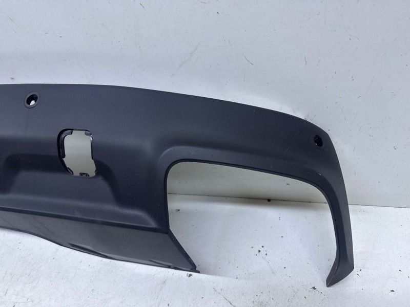 Спойлер заднего бампера