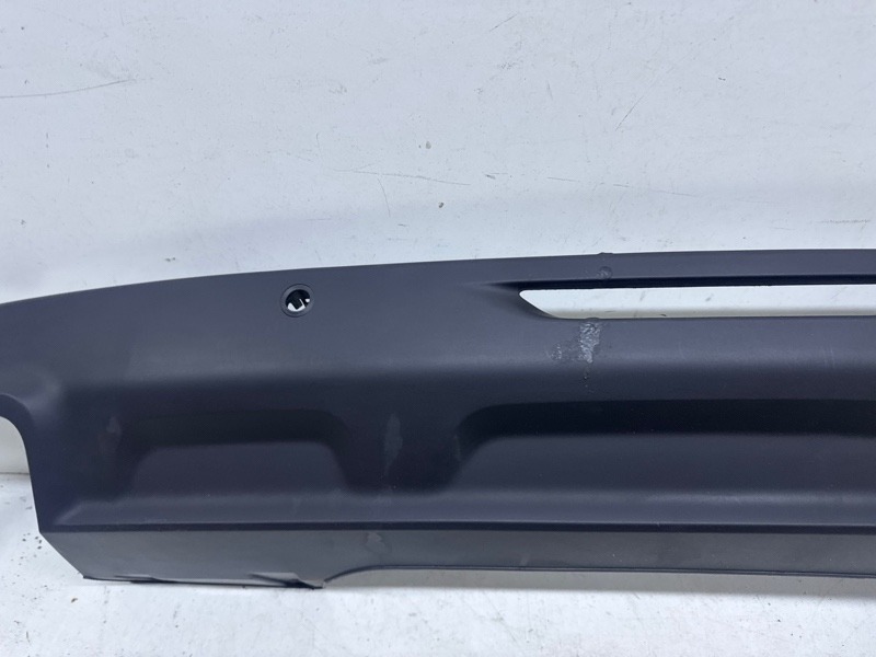 Спойлер заднего бампера