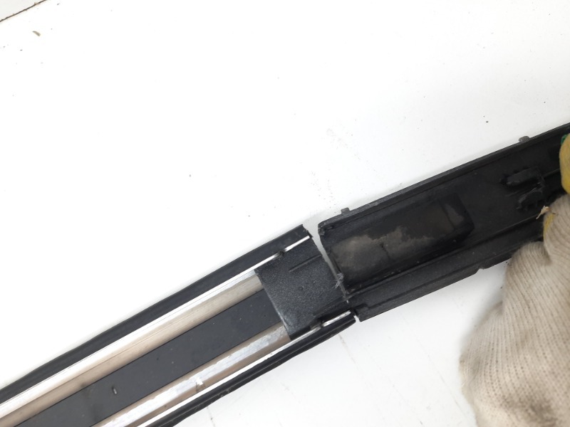 Молдинг крыши правый