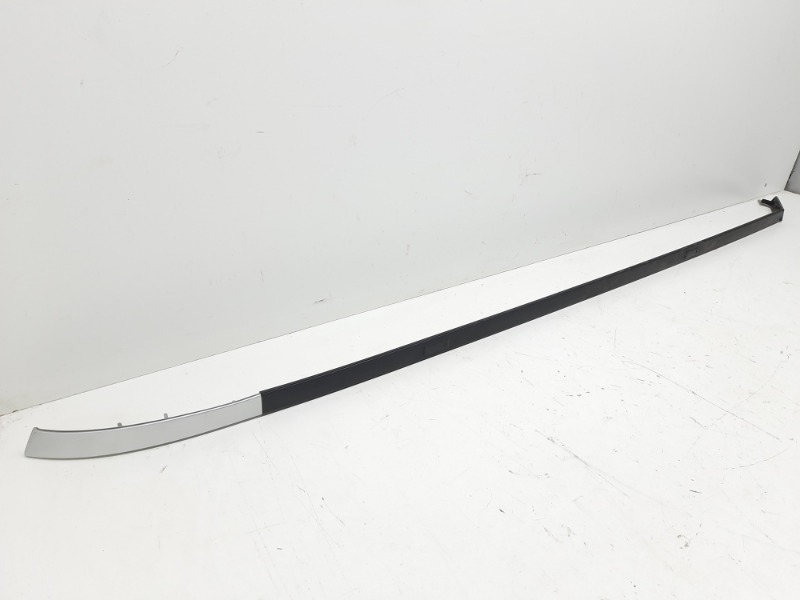 Молдинг крыши правый