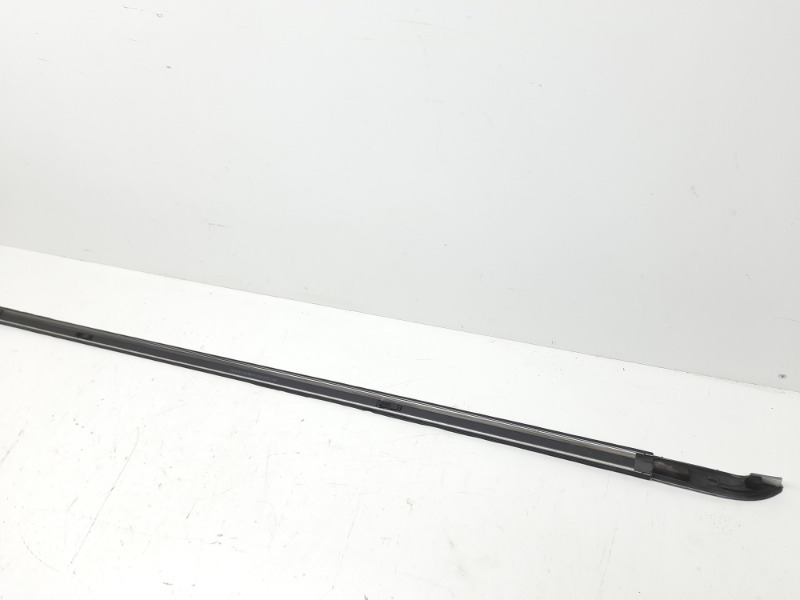 Молдинг крыши правый