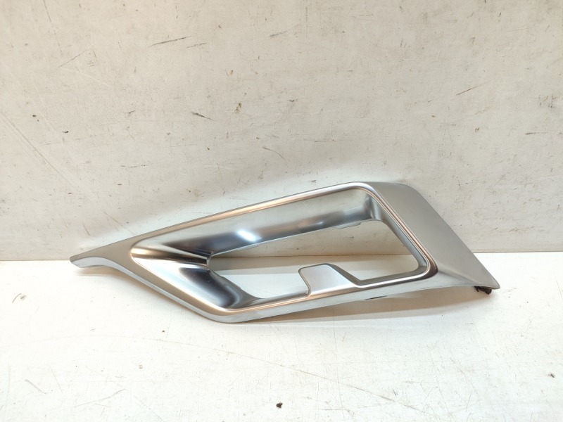 Накладка заднего бампера правая