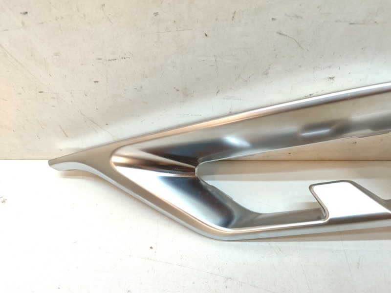 Накладка заднего бампера правая