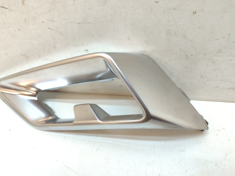 Накладка заднего бампера правая