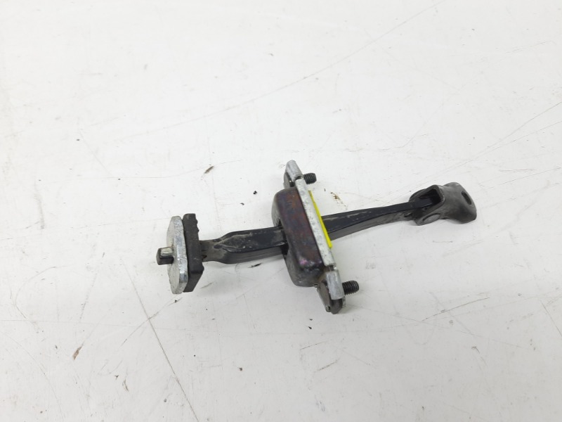 Ограничитель двери