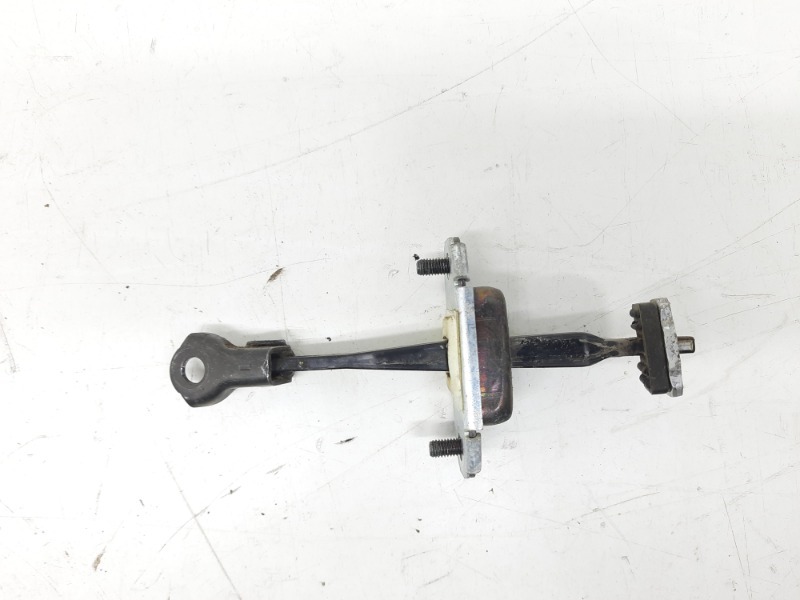 Ограничитель двери