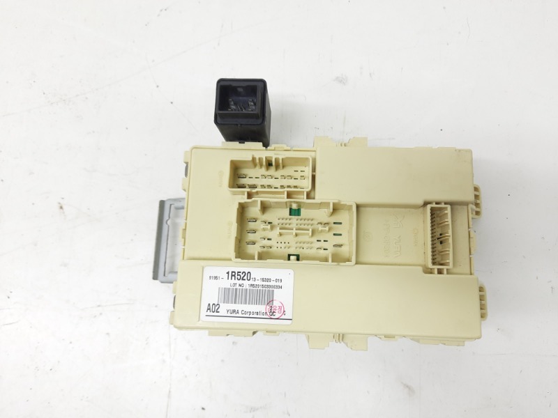 Блок предохранителей