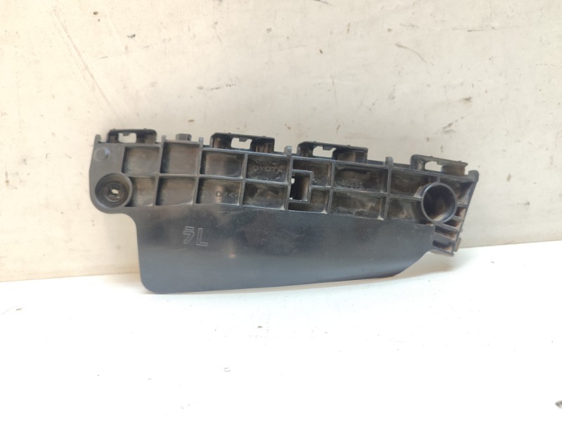 Крепеж бампера