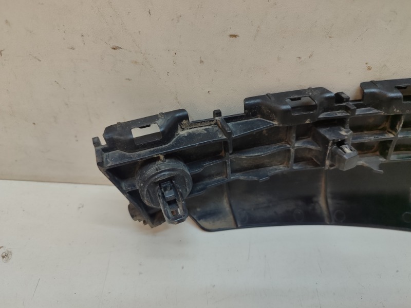 Крепеж бампера