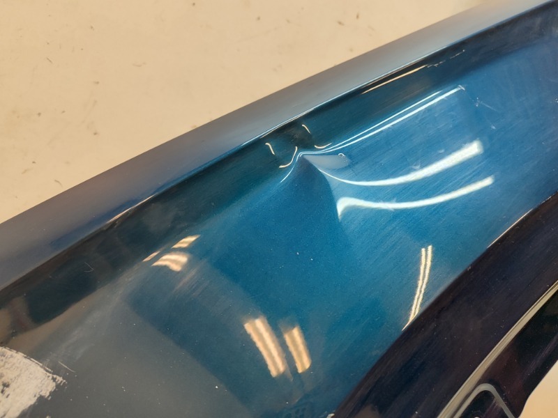 Крыло переднее левое