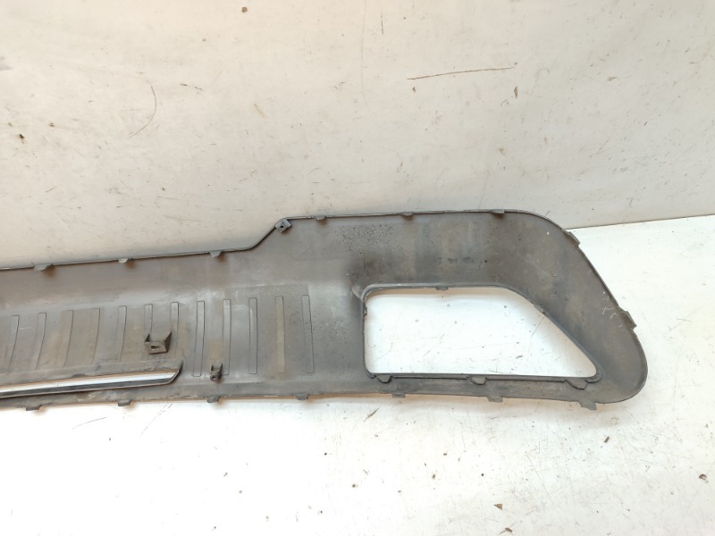 Спойлер заднего бампера