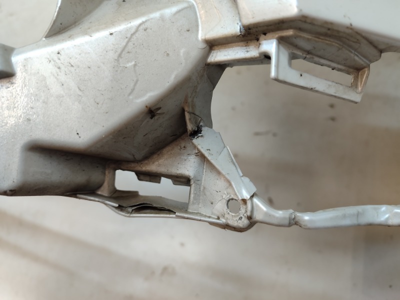 Бампер передний