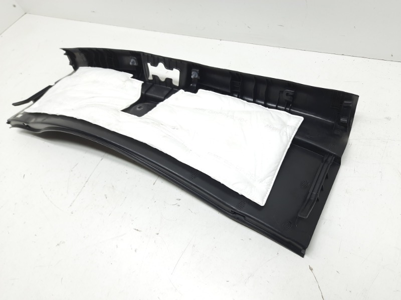 Обшивка багажника