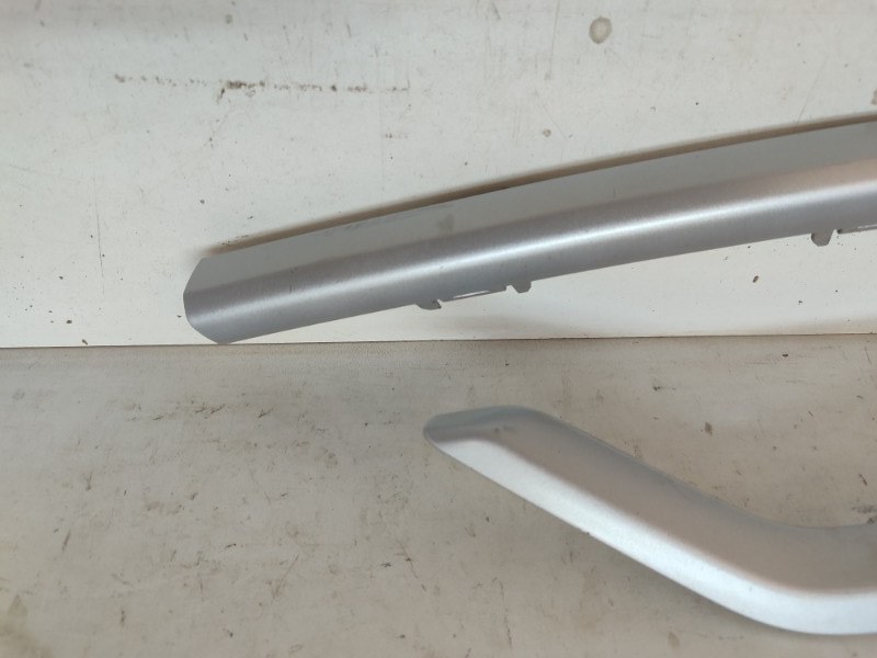 Накладка заднего бампера правая