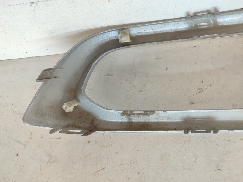 Накладка заднего бампера правая