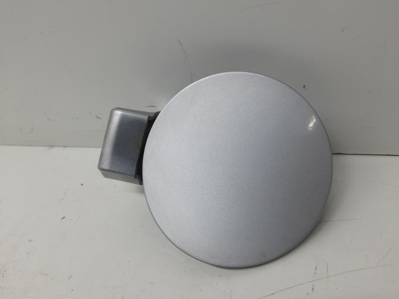 Лючок бензобака