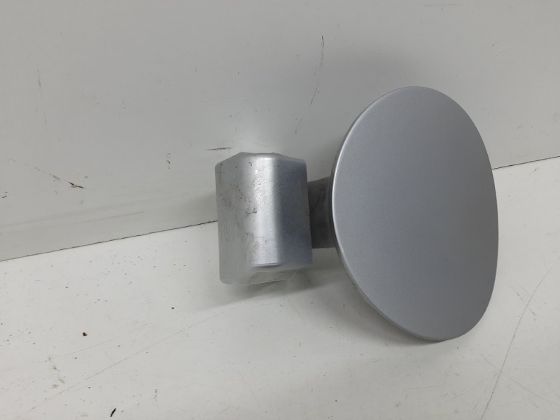 Лючок бензобака