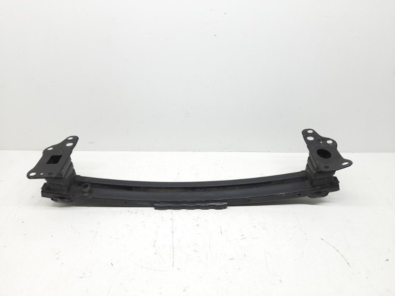 Усилитель переднего бампера