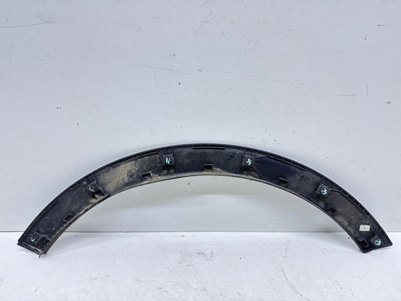 Накладка переднего крыла левого