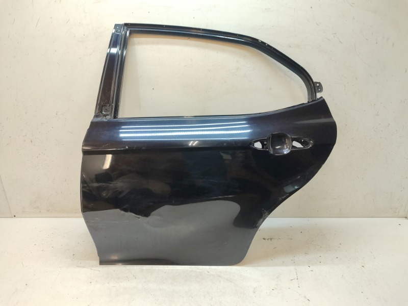 Дверь задняя левая