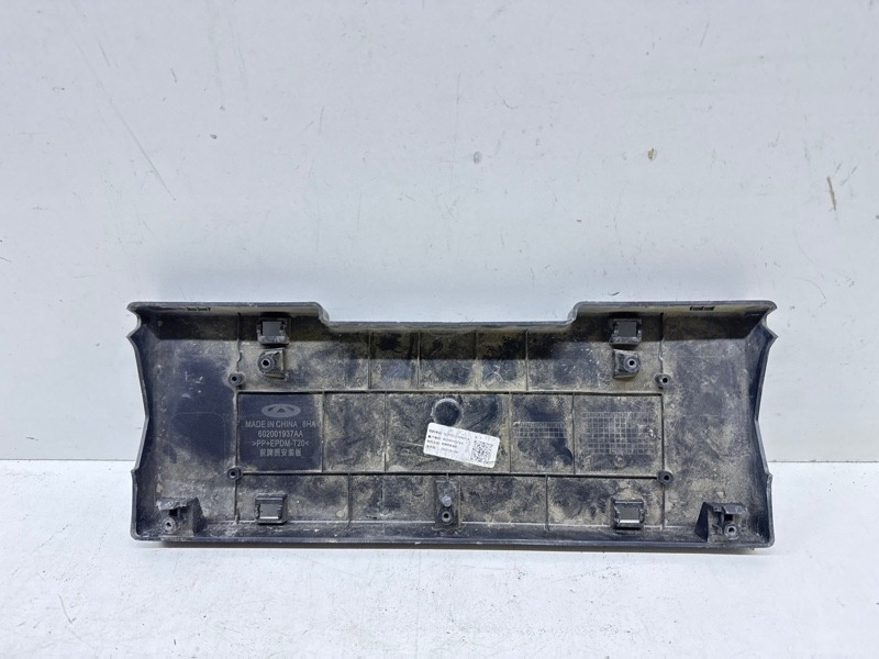 Накладка переднего бампера под номер