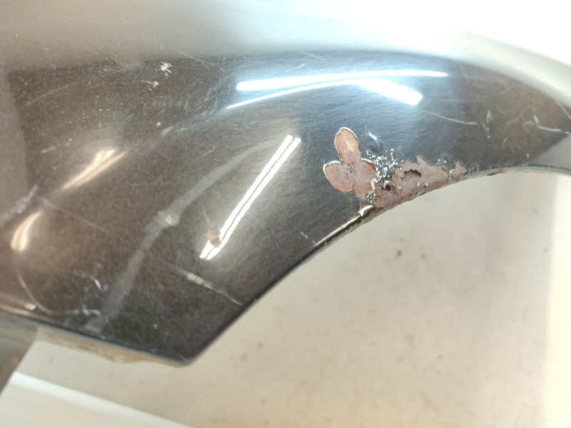 Крыло переднее левое