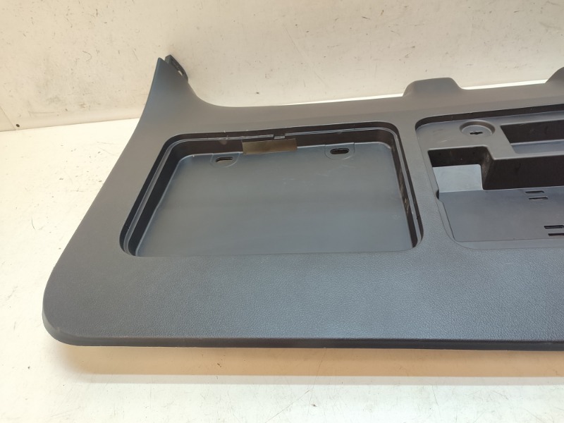 Обшивка багажника