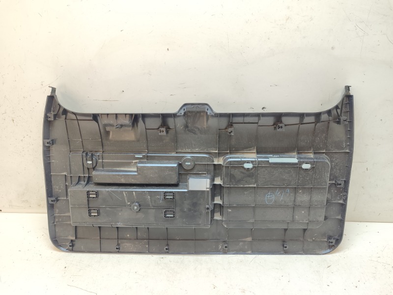 Обшивка багажника