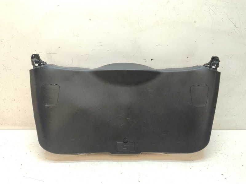 Обшивка багажника