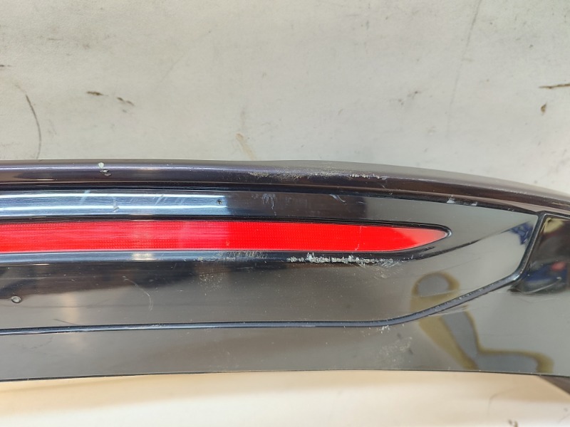 Спойлер (дефлектор) крышки багажника