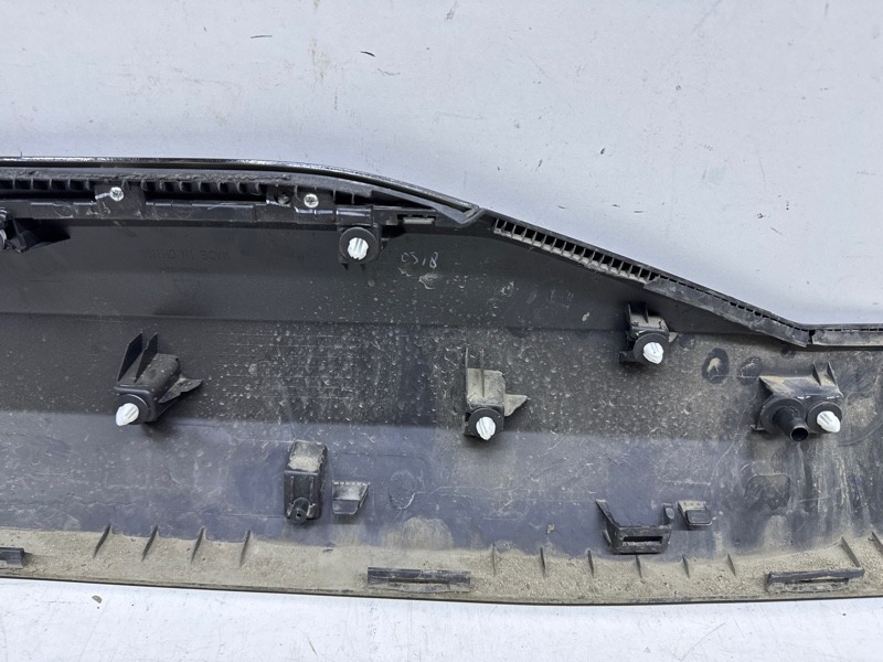 Накладка двери задней правой