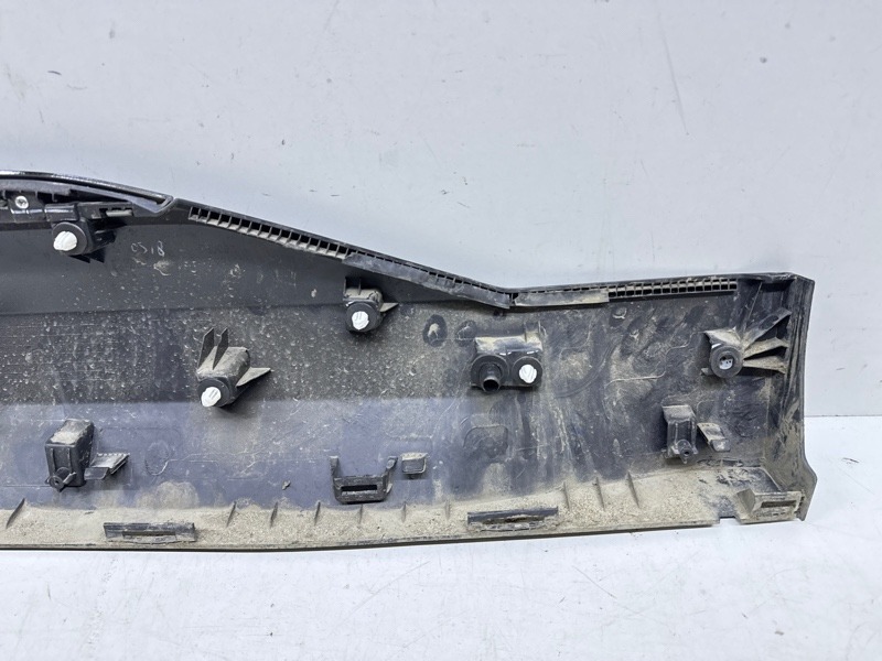 Накладка двери задней правой